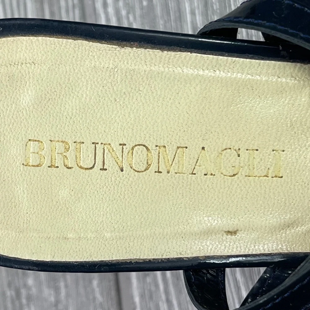 BRUNO MAGLI T Strap Leather Wedge Sandals Women’s size EU 38 US 8 Blue